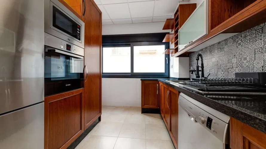 4 bedrooms villa for sale , Torrevieja, Spain No. 1120 № 12