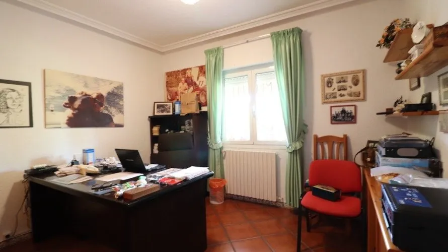5 bedrooms apartment for sale , El Chaparral, Spain No. 1164 № 12