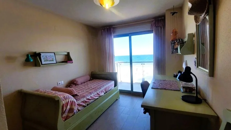 4 bedrooms apartment for sale , Torrevieja, Spain No. 1163 № 17