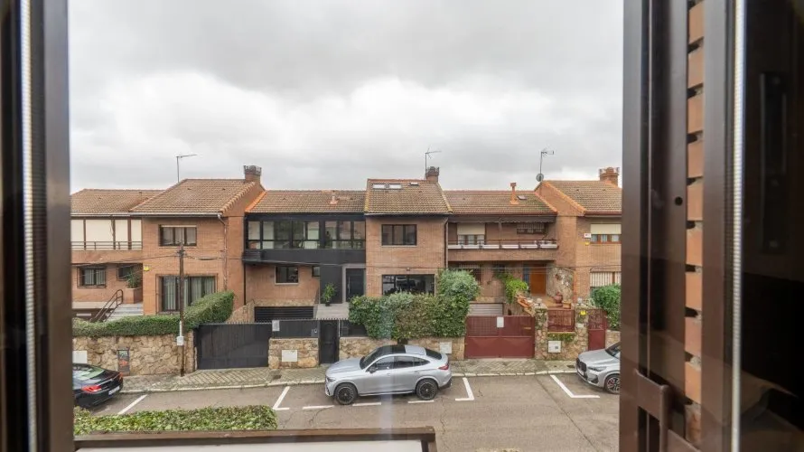 6 bedrooms house for sale , Madrid, Spain No. 1520 № 7