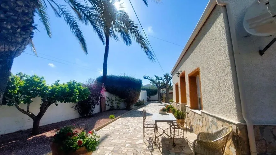5 bedrooms house for sale , La Marina, Spain No. 1485 № 22