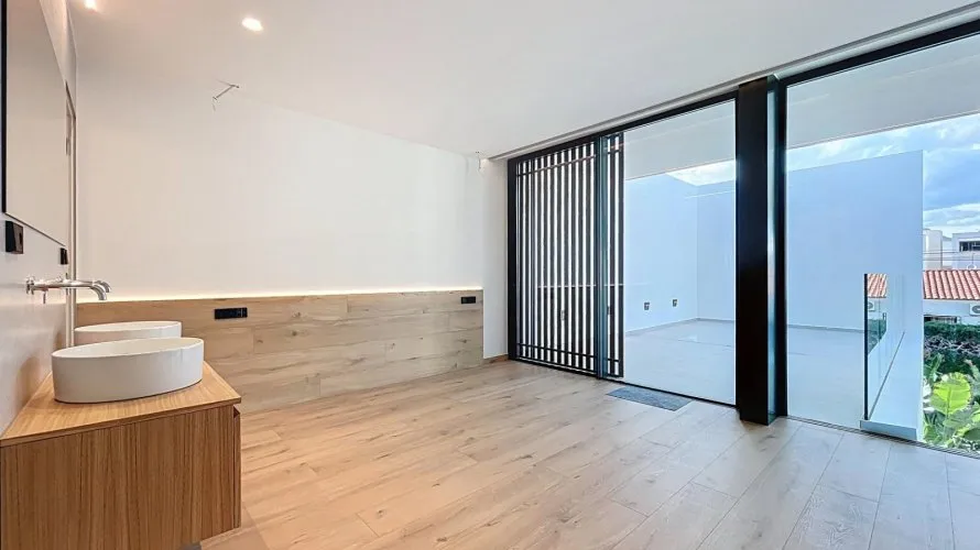 3 bedrooms villa for sale, Albir, Spain No. 1291 № 12