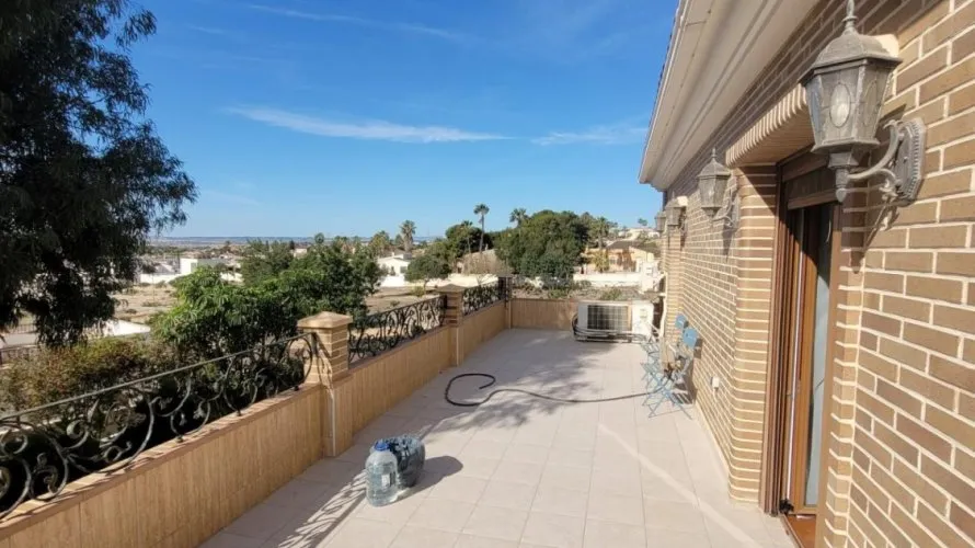 5 bedrooms villa for sale, Ciudad Quesada, Spain No. 1155 № 17