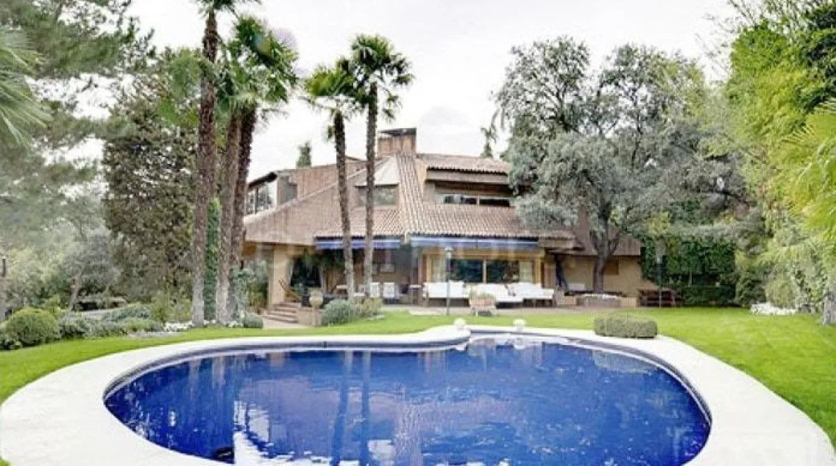 5 bedrooms apartment for sale, Villaviciosa de Odon, Spain No. 1449