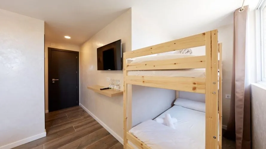 19 bedrooms hotel for sale, Cabo De Las Huertas, Spain No. 1497 № 11