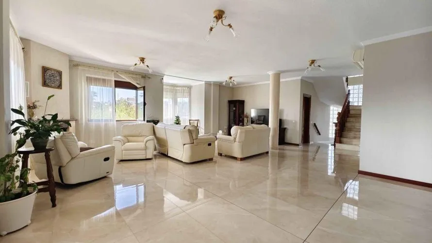5 bedrooms villa for sale, Ciudad Quesada, Spain No. 926 № 15