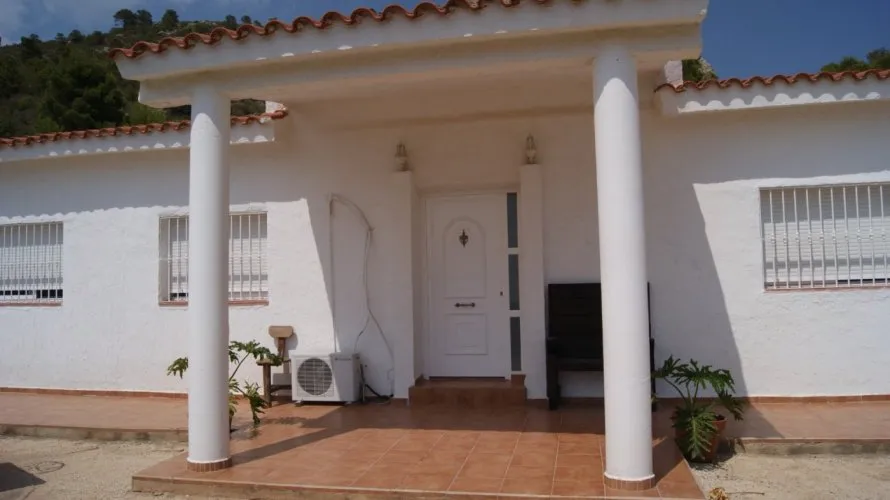 3 bedrooms villa for sale, Finestrat, Spain No. 1005