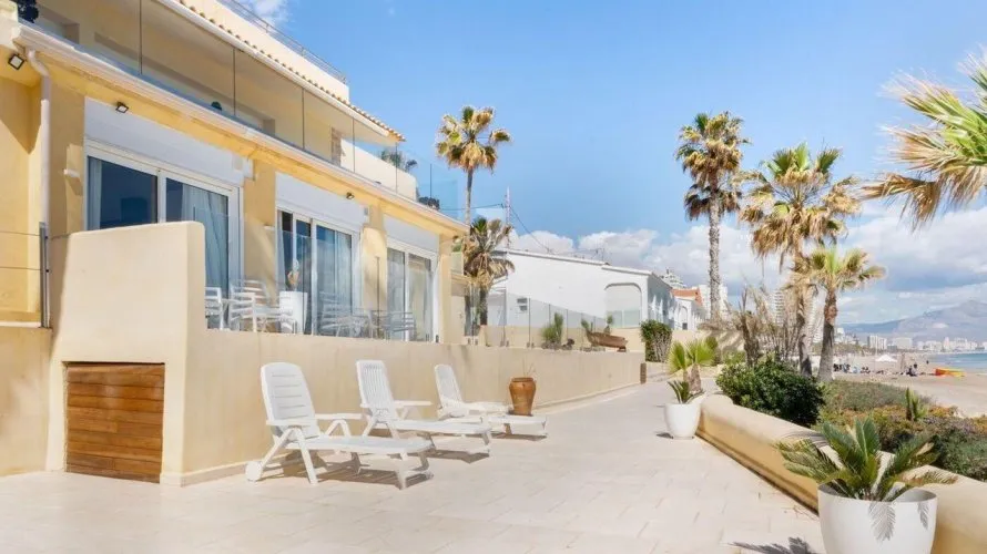 10 bedrooms villa for sale, Cabo De Las Huertas, Spain No. 1498 № 1