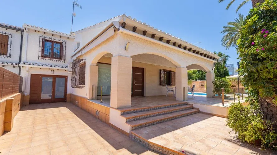 4 bedrooms villa for sale, Alicante, Spain No. 1269 № 22
