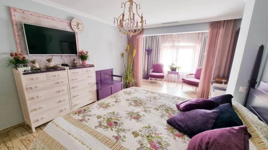 6 bedrooms villa for sale, Moraira, Spain No. 1135 № 3