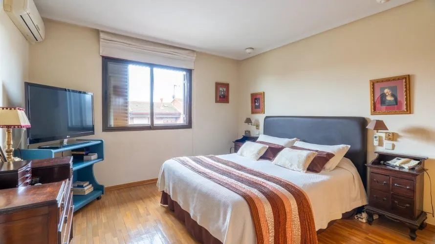 6 bedrooms house for sale , Madrid, Spain No. 1520 № 10