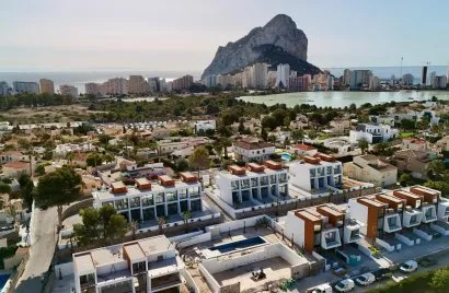 3 bedrooms house for sale, Calpe, Spain No. 1130