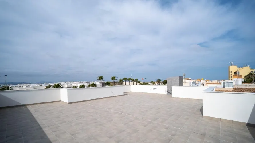 3 bedrooms villa for sale , Torrevieja, Spain No. 1081 № 14