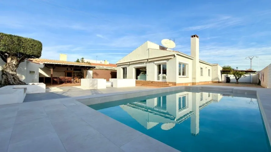 3 bedrooms apartment for sale , El Campello, Spain No. 1368 № 2