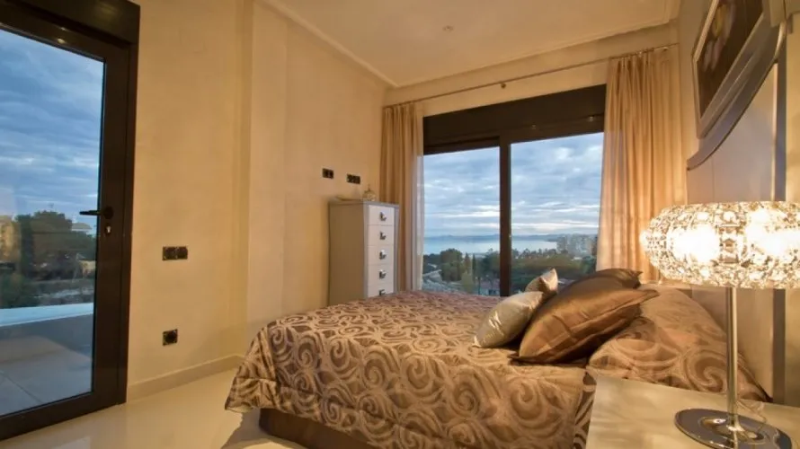 157m² villa for sale , La Zenia, Spain No. 976 № 1