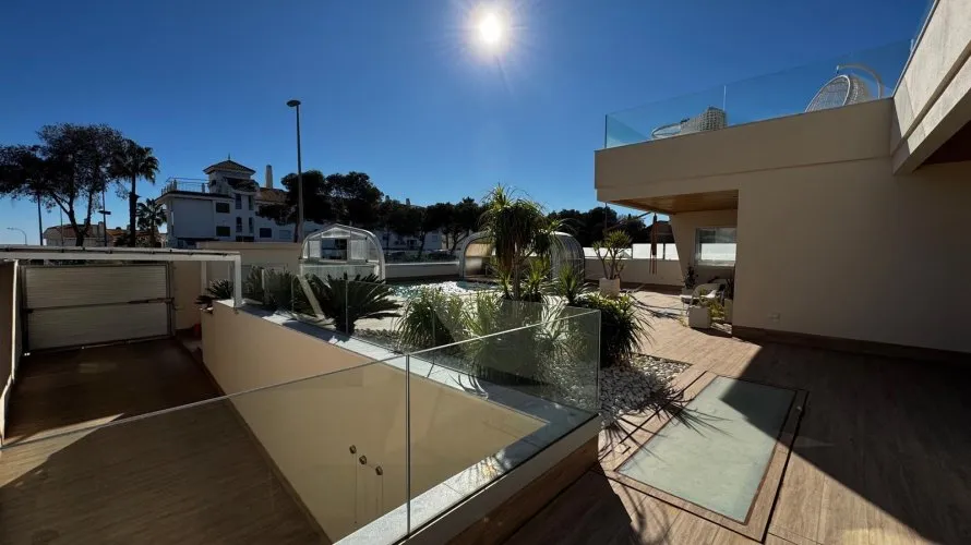 4 bedrooms villa for sale, Campoamor, Spain No. 1510