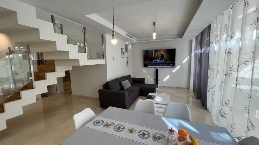 3 bedrooms apartment for sale , Villajoyosa, Spain No. 1062 № 1