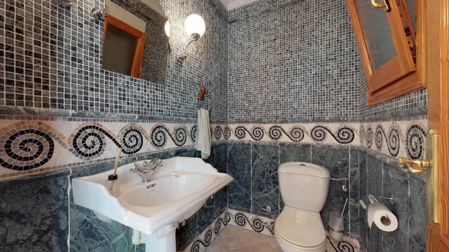 7 bedrooms villa for sale, Maryvilla, Spain No. 1072 № 27