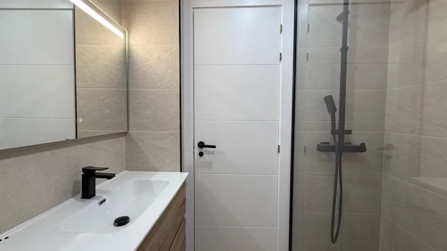 3 bedrooms hotel for sale , Alicante, Spain No. 1490 № 2