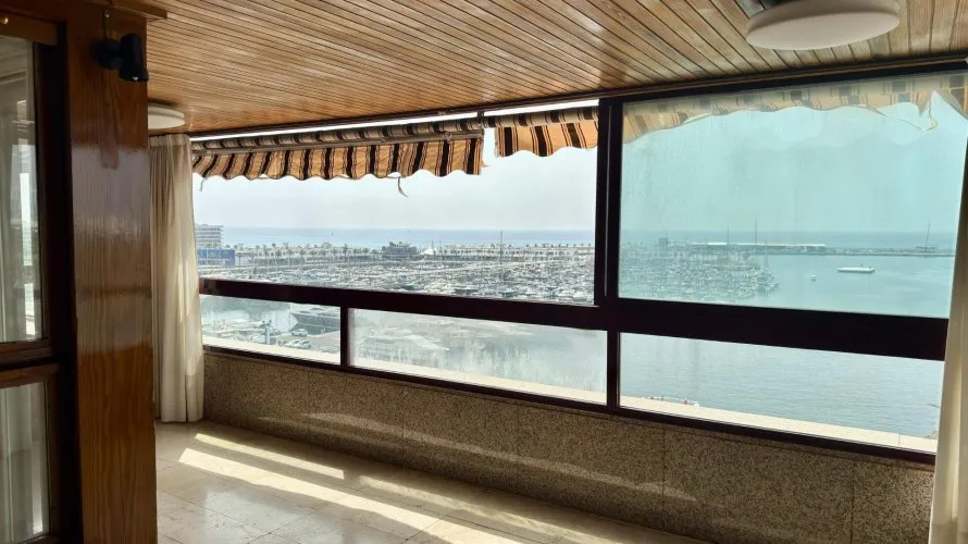 6 bedrooms penthouse for sale , Alicante, Spain No. 1273 № 3