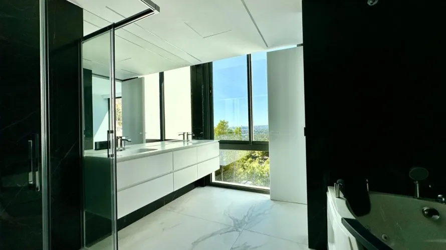 5 bedrooms villa for sale , Zona Altea Hills, Spain No. 930 № 26