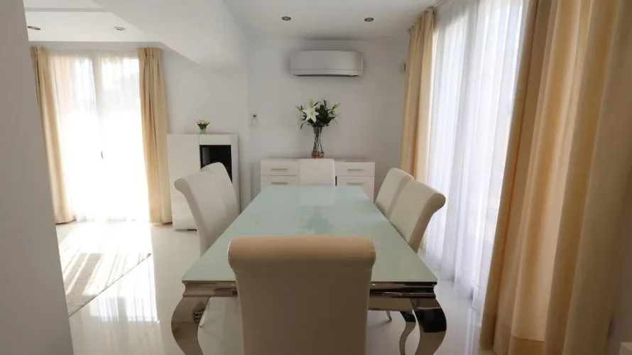 4 bedrooms apartment for sale, Cabo Roig, Spain No. 1320 № 5