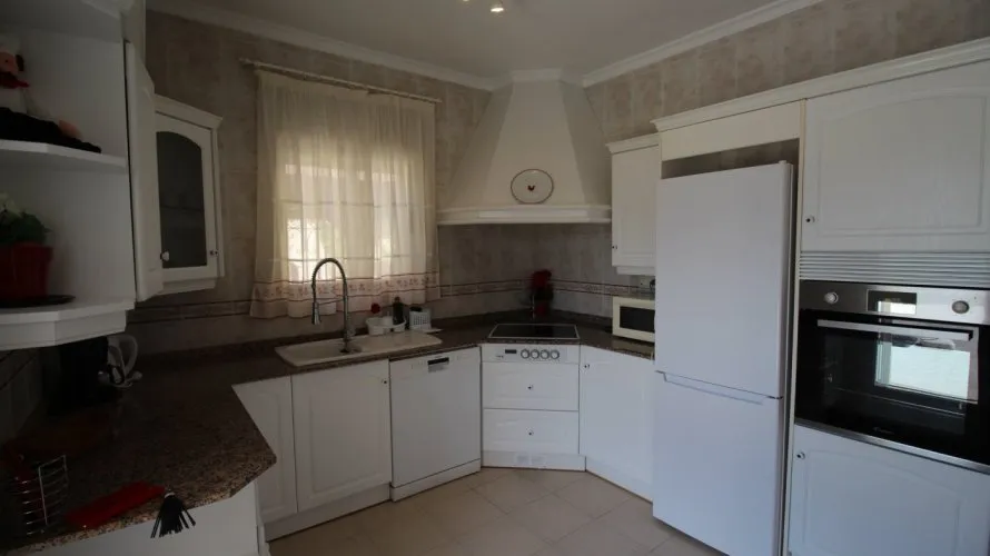 5 bedrooms villa for sale , Calpe, Spain No. 1007 № 9