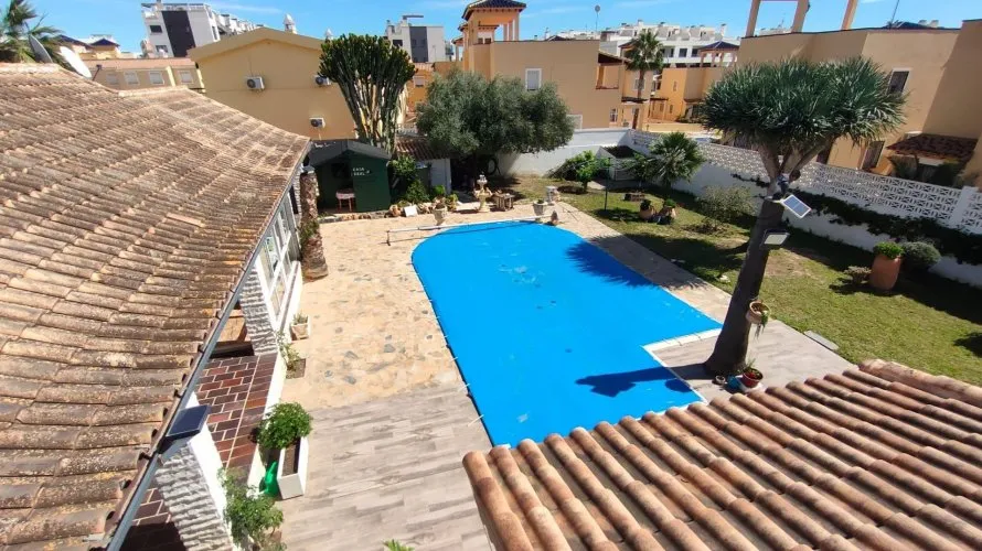 209m² house for sale, Alicante, Spain No. 1350 № 12