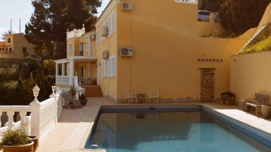 8 bedrooms villa for sale, Maryvilla, Spain No. 1080 № 7
