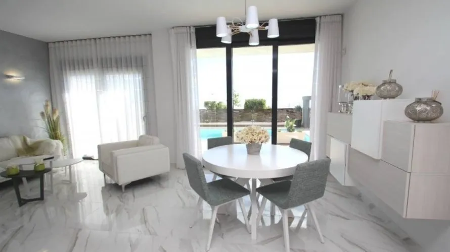 168m² villa for sale, Campoamor, Spain No. 973 № 1