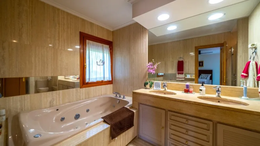 6 bedrooms apartment for sale, Pozuelo de Alarcon, Spain No. 1573 № 10