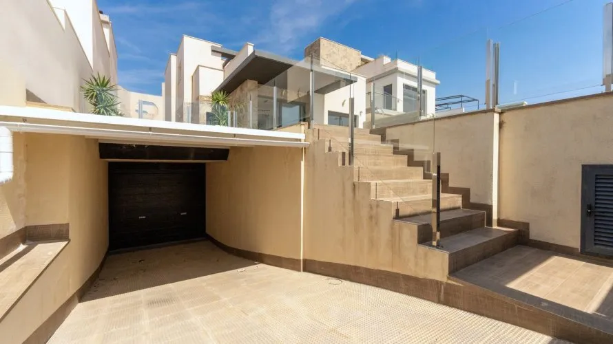 210m² villa for sale, San Miguel de Salinas, Spain No. 1594 № 8