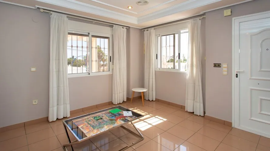 180m² villa for sale, Torrevieja, Spain No. 1587 № 19