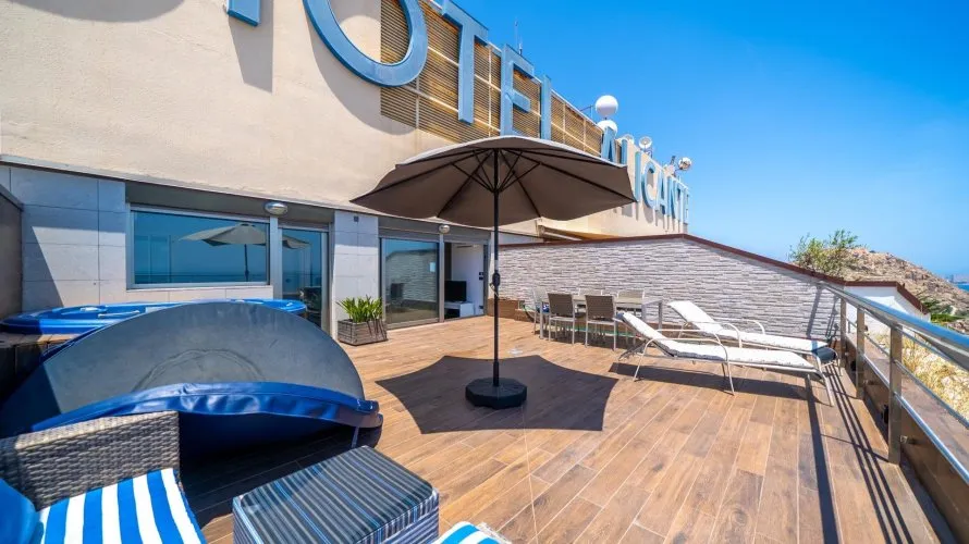 2 bedrooms penthouse for sale, Alicante, Spain No. 1570 № 3