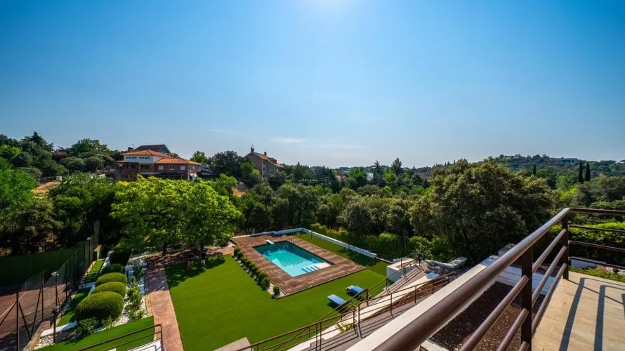 8 bedrooms apartment for sale, Las Rozas de Madrid, Spain No. 1636 № 24