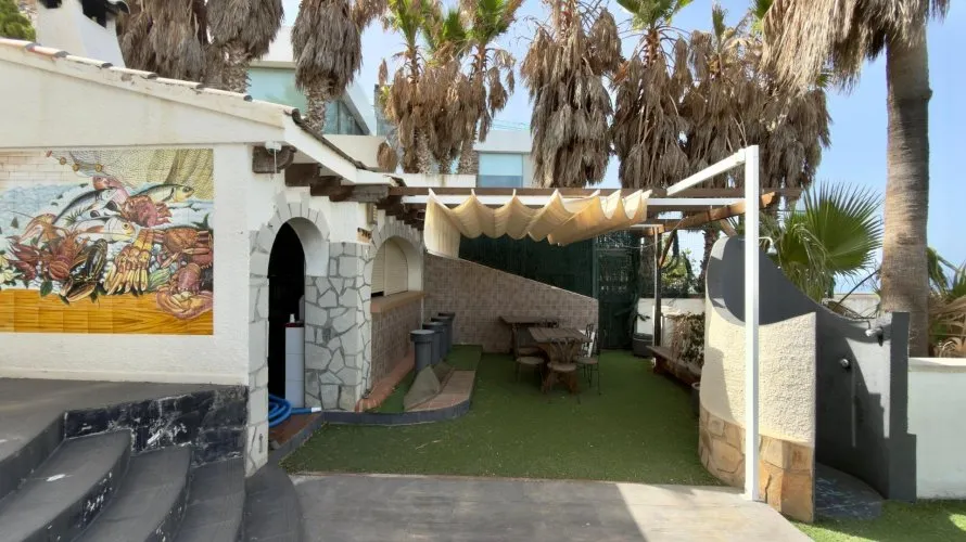 7 bedrooms villa for sale, Benidorm, Spain No. 1642 № 12