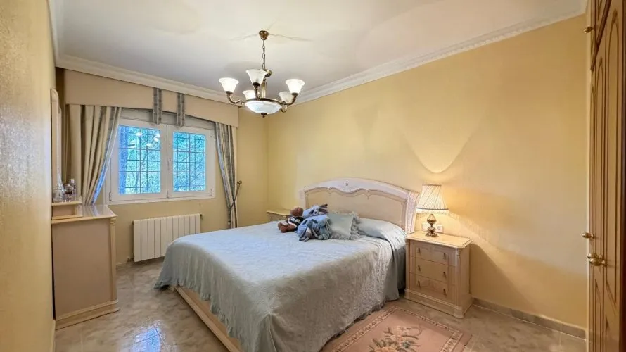 6 bedrooms villa for sale, Rojales, Spain No. 1673