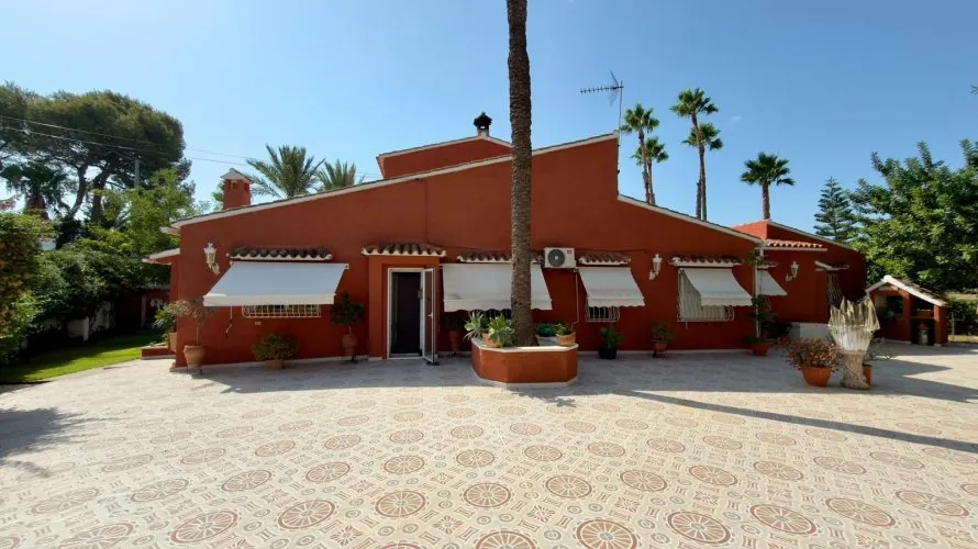 5 bedrooms villa for sale, Benidorm, Spain No. 1691 № 11