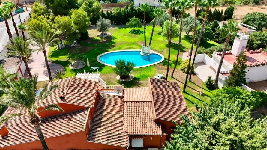 5 bedrooms villa for sale, Benidorm, Spain No. 1691 № 2