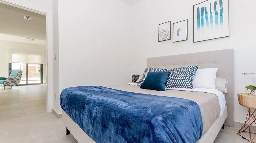 3 bedrooms bungalow for sale, San Miguel de Salinas, Spain No. 1694 № 14