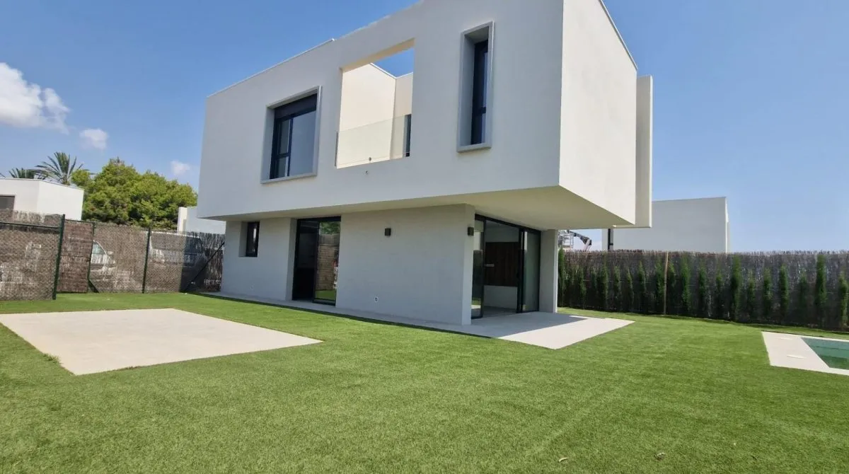 3 bedrooms villa for sale, La Font, Spain No. 1671