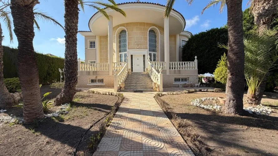 6 bedrooms villa for sale, Rojales, Spain No. 1673 № 28