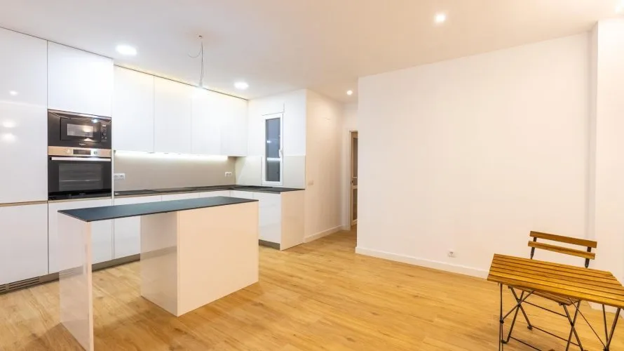 1 bedroom apartment for sale, Madrid, Spain No. 1688 № 2
