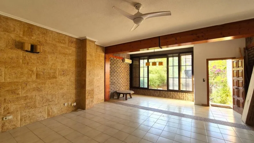 4 bedrooms house for sale, San Juan, Spain No. 1742 № 25