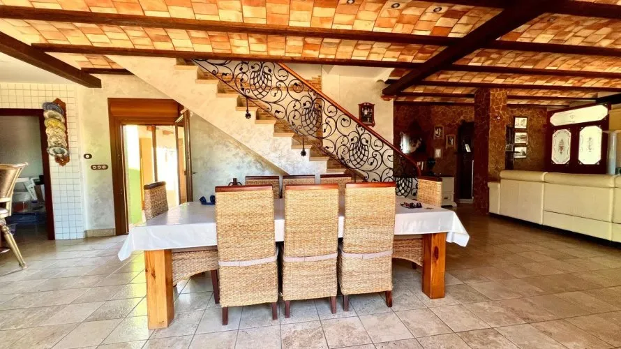 4 bedrooms villa for sale, Almoradi, Spain No. 1735 № 5