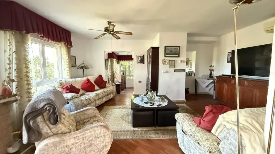 220m² villa for sale, Alicante, Spain No. 1747 № 27