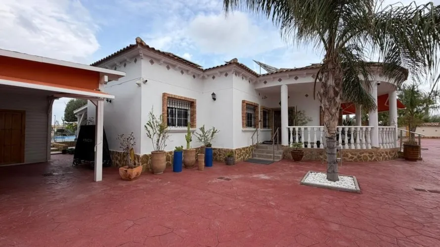 4 bedrooms apartment for sale, Catral, Spain No. 1772 № 26
